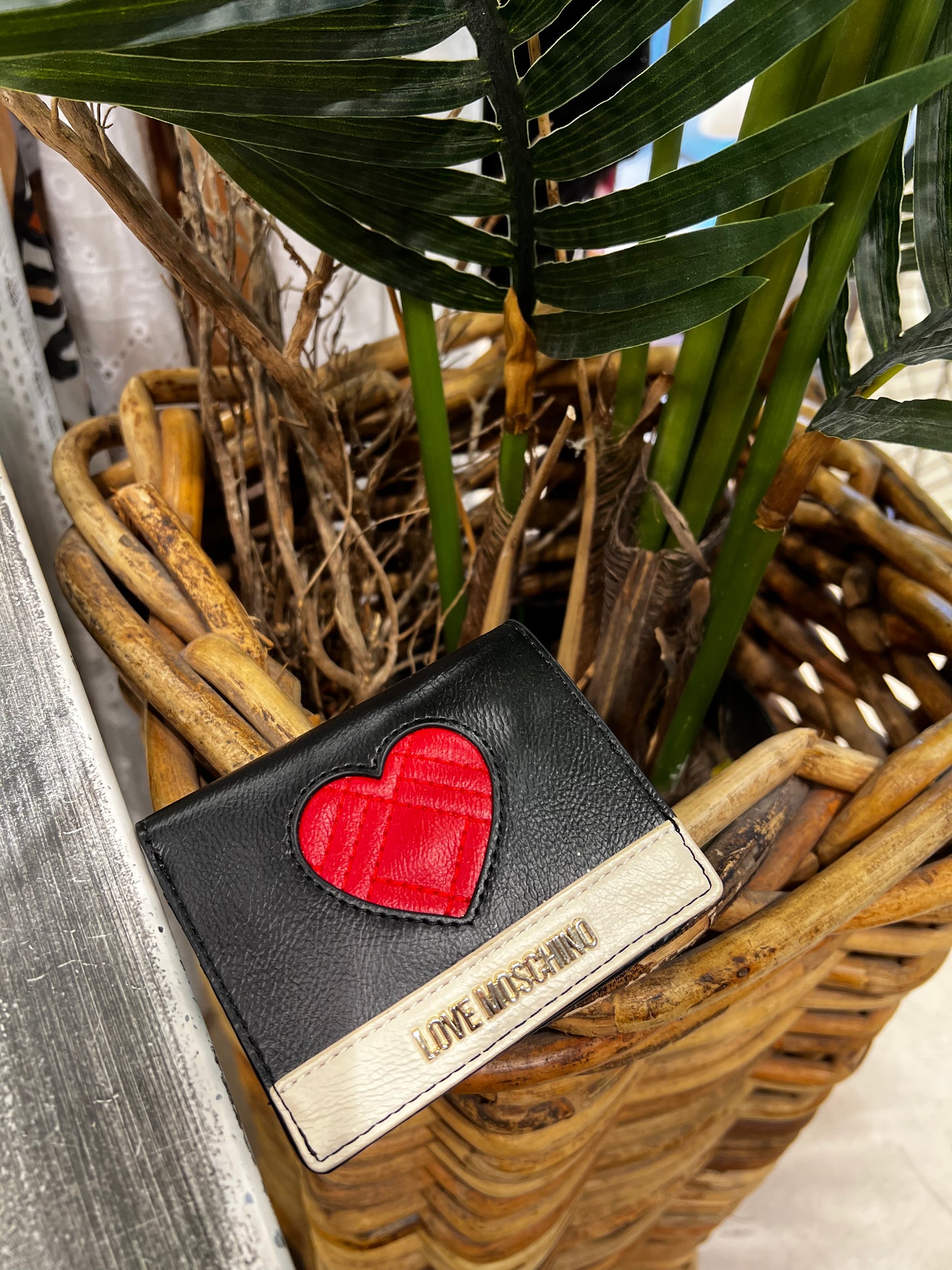LoveMoschino - PORTAF.PU NERO+ QUILT.ROSSO + PU AVORI EHL
