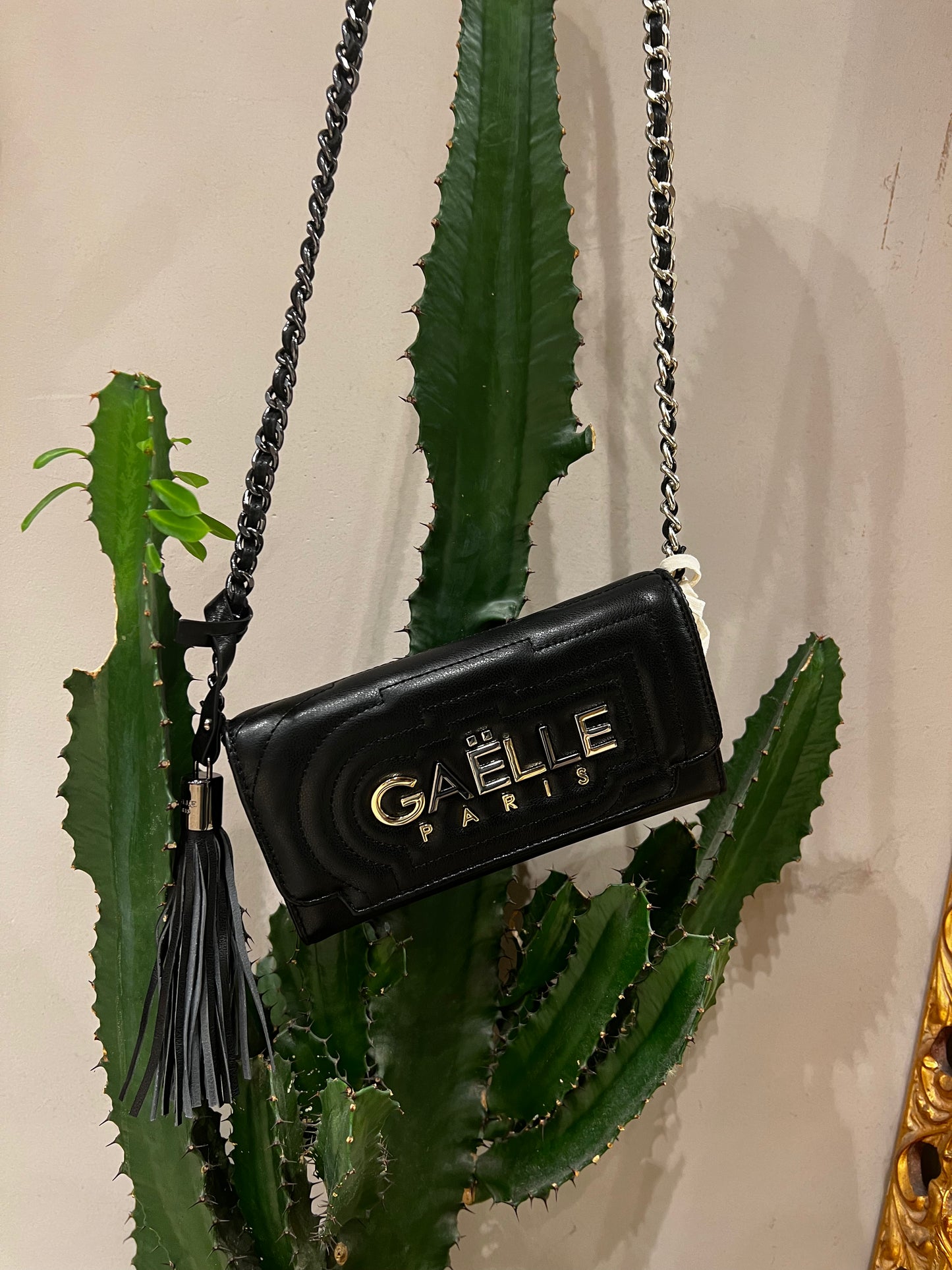 Gaëlle Paris - wallet in ecopelle con applicazione logo