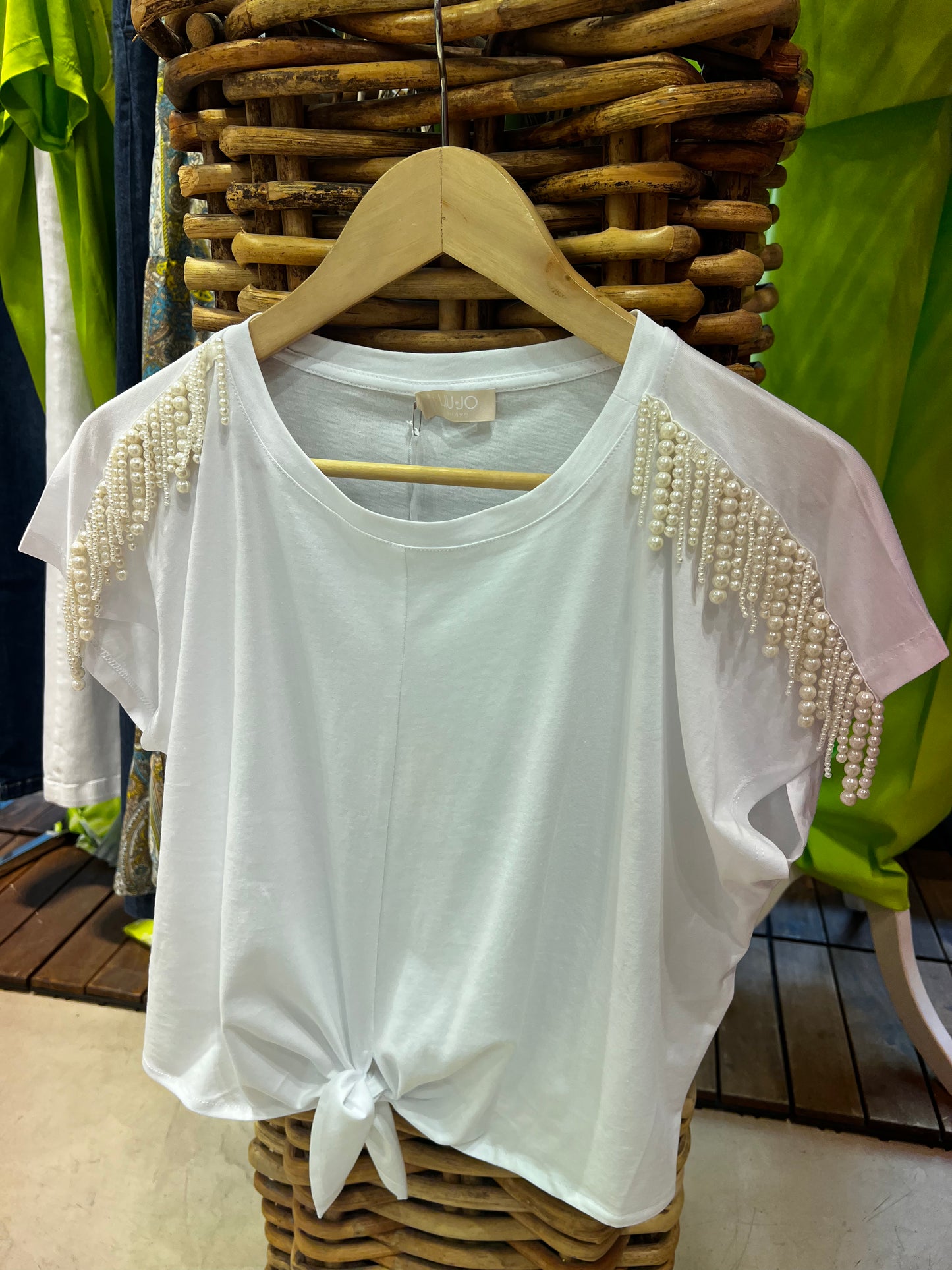 LiuJo - t-shirt moda con applicazioni