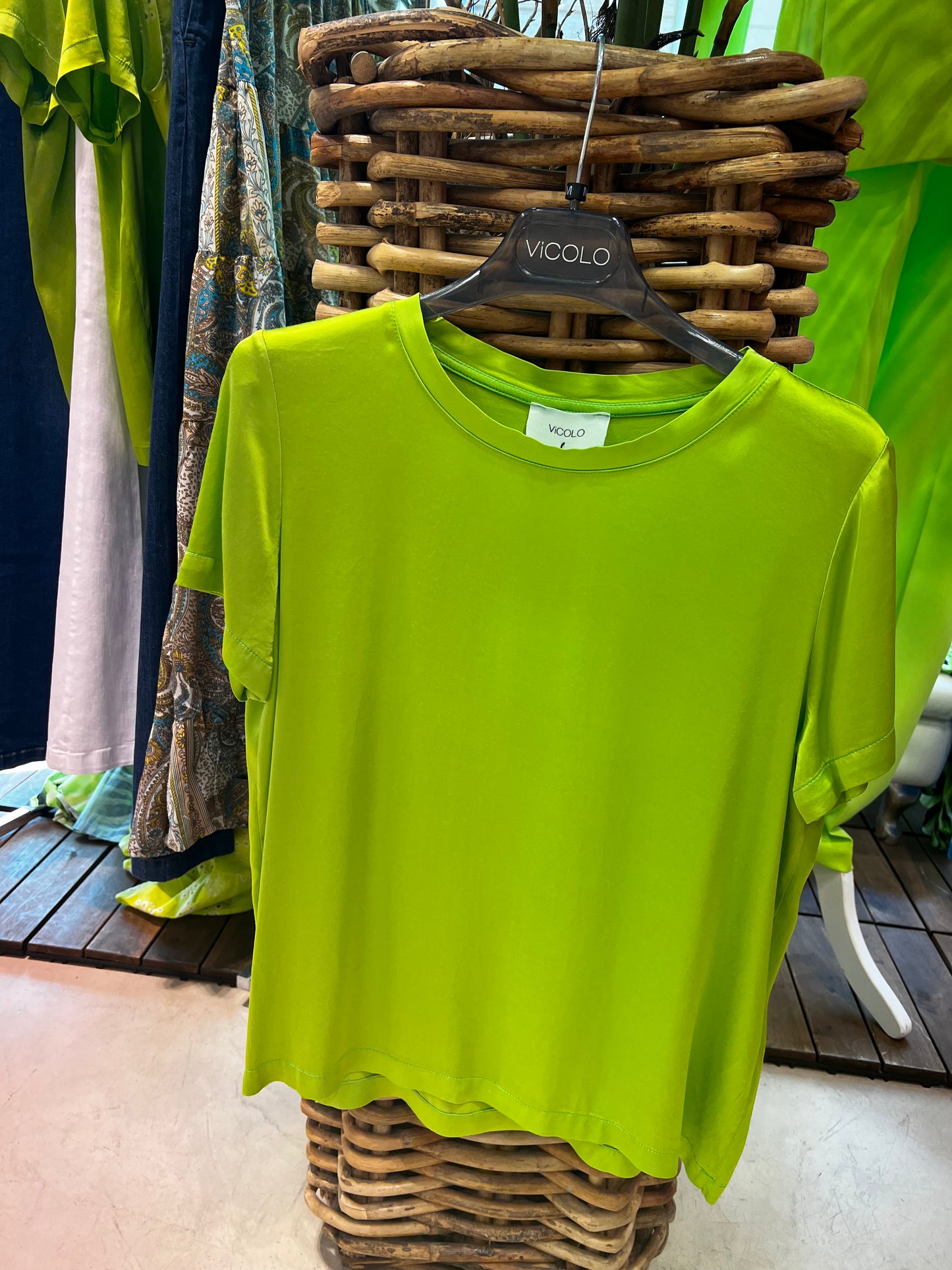 Vicolo - t-shirt in raso