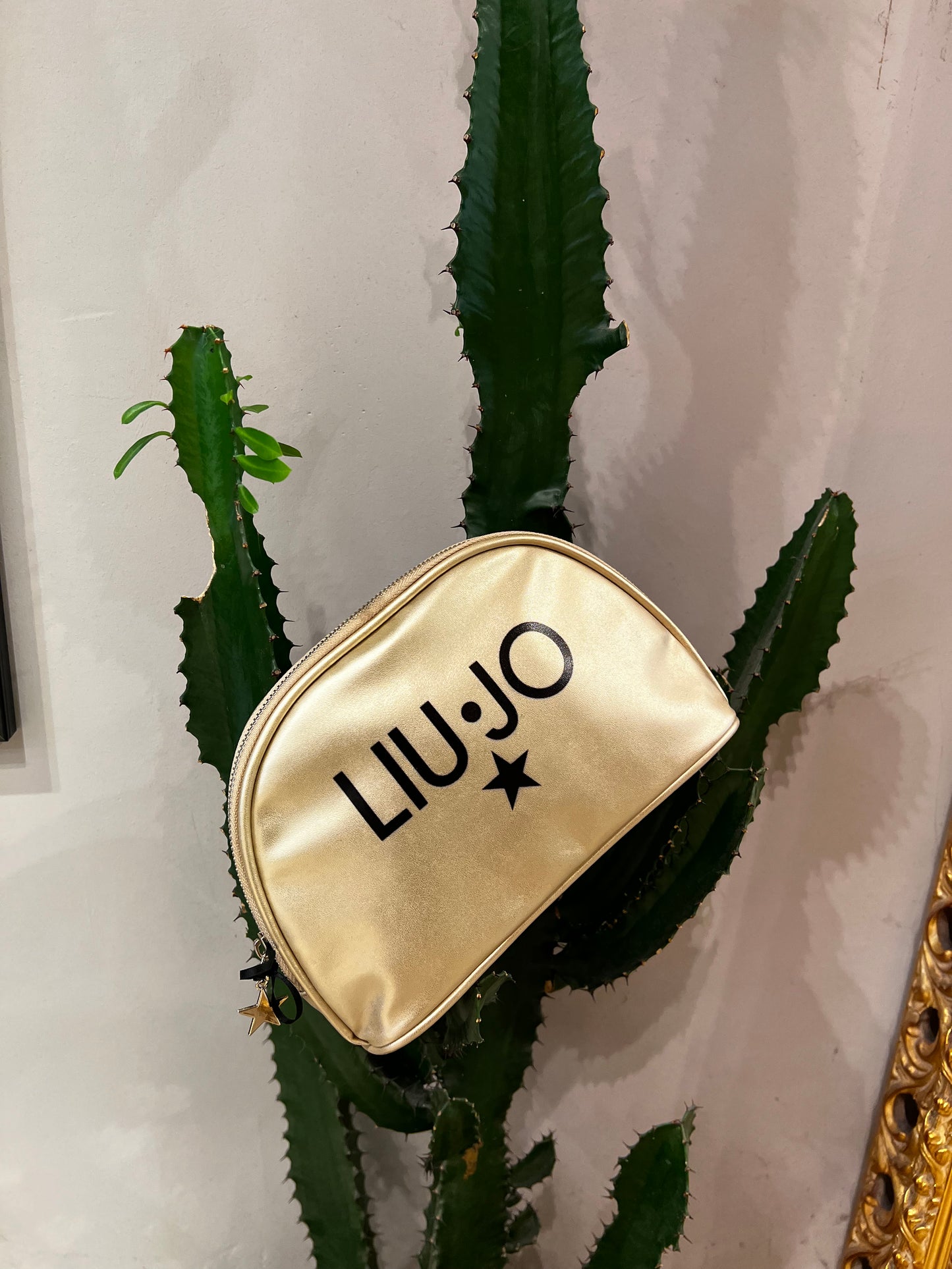 LiuJo - pochette oro metallizzato